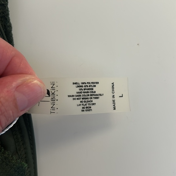 TiniBikini Olive Crochet Summer Vacation One Piece Swimsuit Size Large New! - Picture 6 of 6